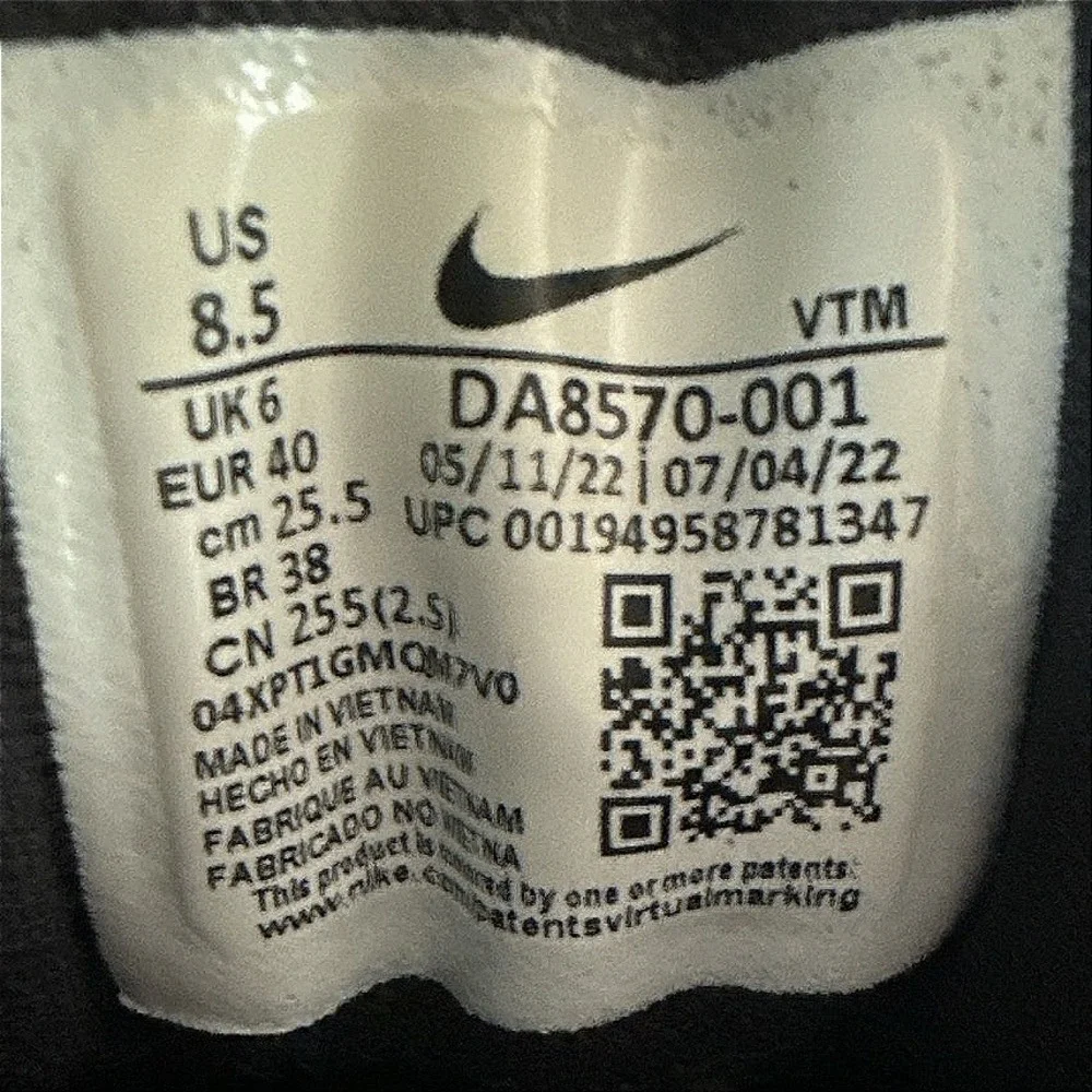 Nike Womens Running Shoes Size 8.5